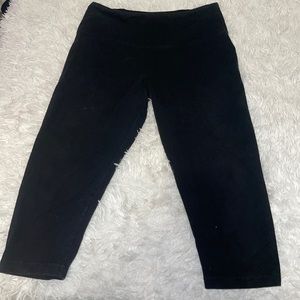 Black Capris Leggings